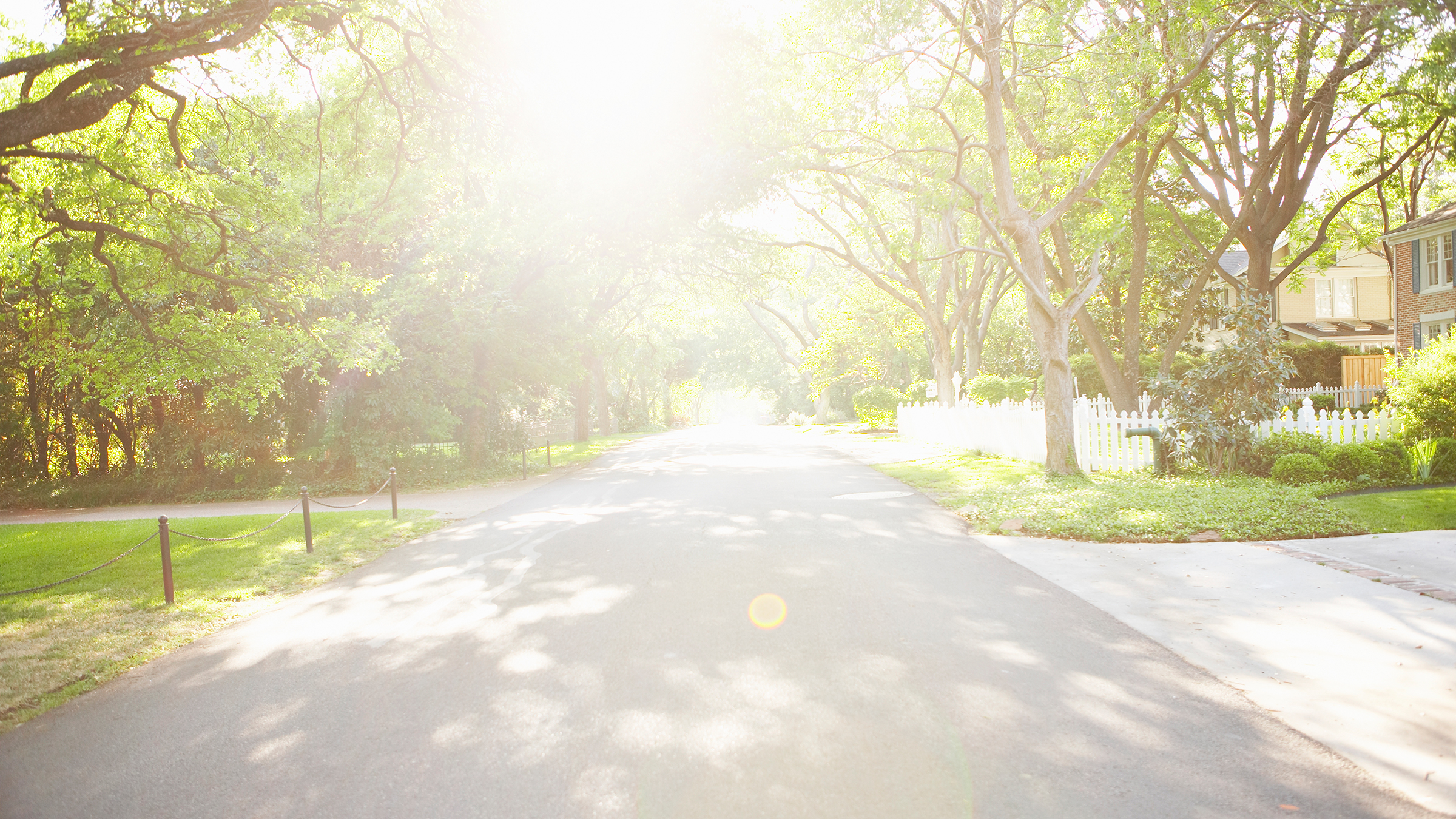 Road image of neighborhood